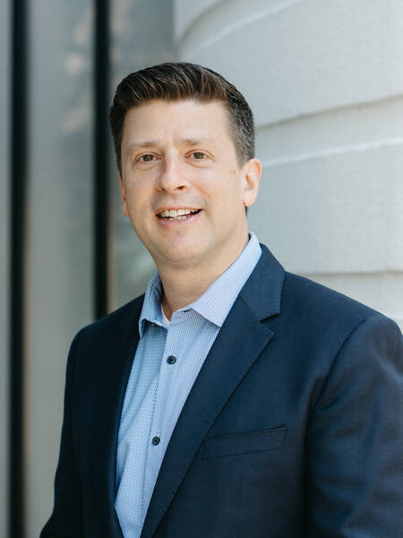 Dan Heath | Co-Author of Four New York Times Bestselling Books, Including Switch.