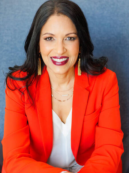 Rashmi Airan | Transform Uncertainty To Unlock Growth, Clarity, And Limitless Results. 