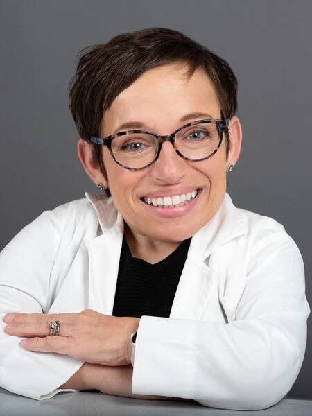 Dr. Jennifer Arnold | Renown Medical Doctor and Star of TLC's hit show "Little Couple"