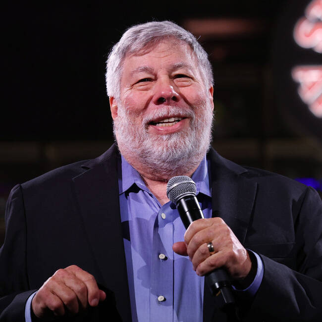 Premiere Speakers Bureau, Steve Wozniak