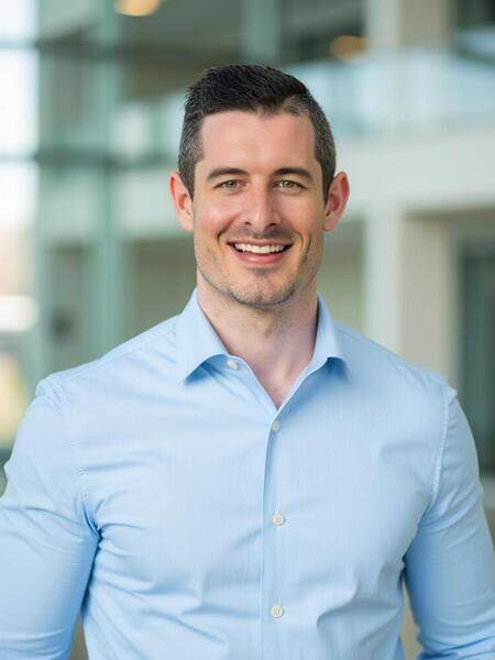 Matt Mayberry | 2x WSJ & USA Today Bestselling Author, Globally Acclaimed Leadership and Culture Expert, and Former NFL Pro - Turned Transformation Strategist