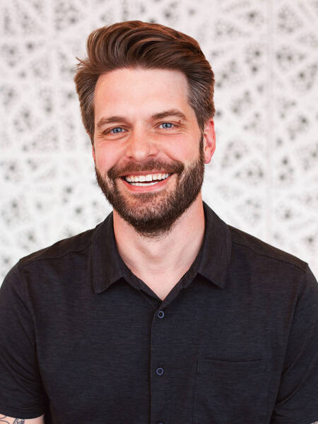 Kyle Scheele | Helping Organizations Build and Launch Better Ideas, Faster
