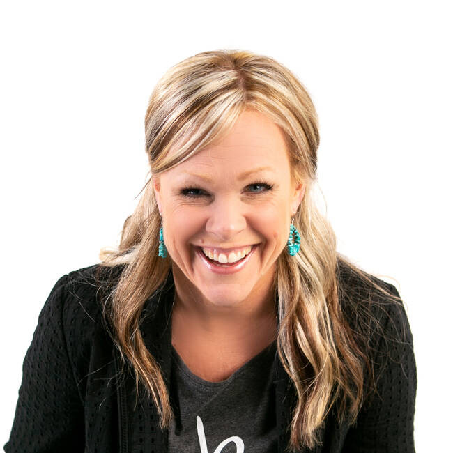 Premiere Speakers Bureau, Erin Hatzikostas