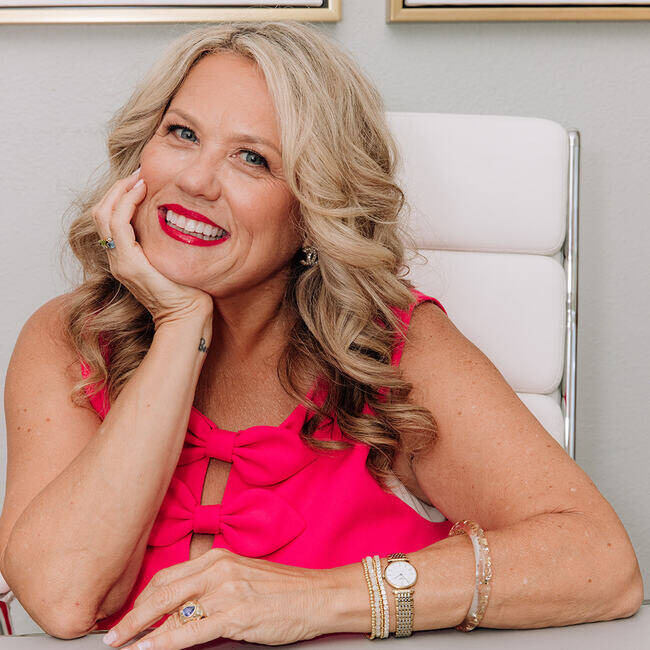 Neen James: Client Experience Expert and author of Exceptional Experiences and Attention Pays