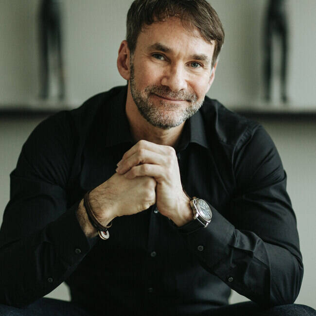 Keith Ferrazzi: Leading Exponential Change and Expert in Professional Development