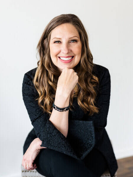 Jenn Donahue | Building warriors. Bridging fear to greatness.