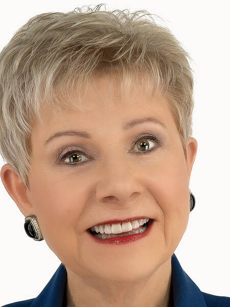 Patricia Fripp | Builds Leaders, Transforms Sales Team and Delights Audiences