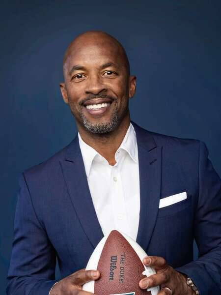 JJ Birden | Leadership & Performance Under Pressure speaker | Former NFL Player.