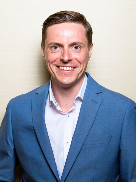 James Taylor | Award-Winning Keynote Speaker, Host of The Creative Life Podcast & TV Show and Authority on Innovation and Marketing 