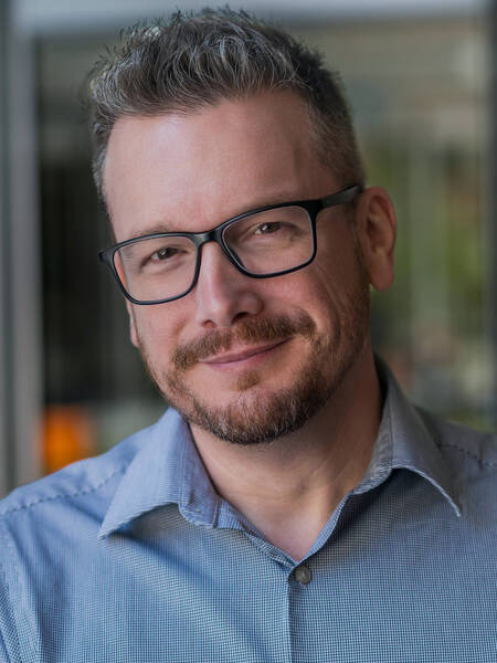 Joe Mull CSP, CPAE | Employee Commitment Expert, Hall of Fame Speaker, and Founder of Boss Hero School