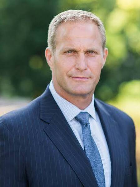 Chad Hennings | Dallas Cowboy 3X Super Bowl Champion, Air Force Thunderbolt Pilot, Commitment Expert