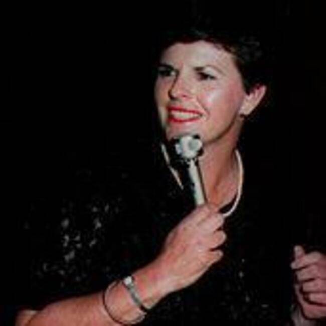 Premiere Speakers Bureau, Sandy Thorne