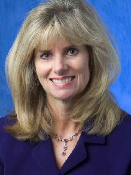 Linda Hirneise | Executive Director for Global Travel and Hospitality, J.D. Power and Associates